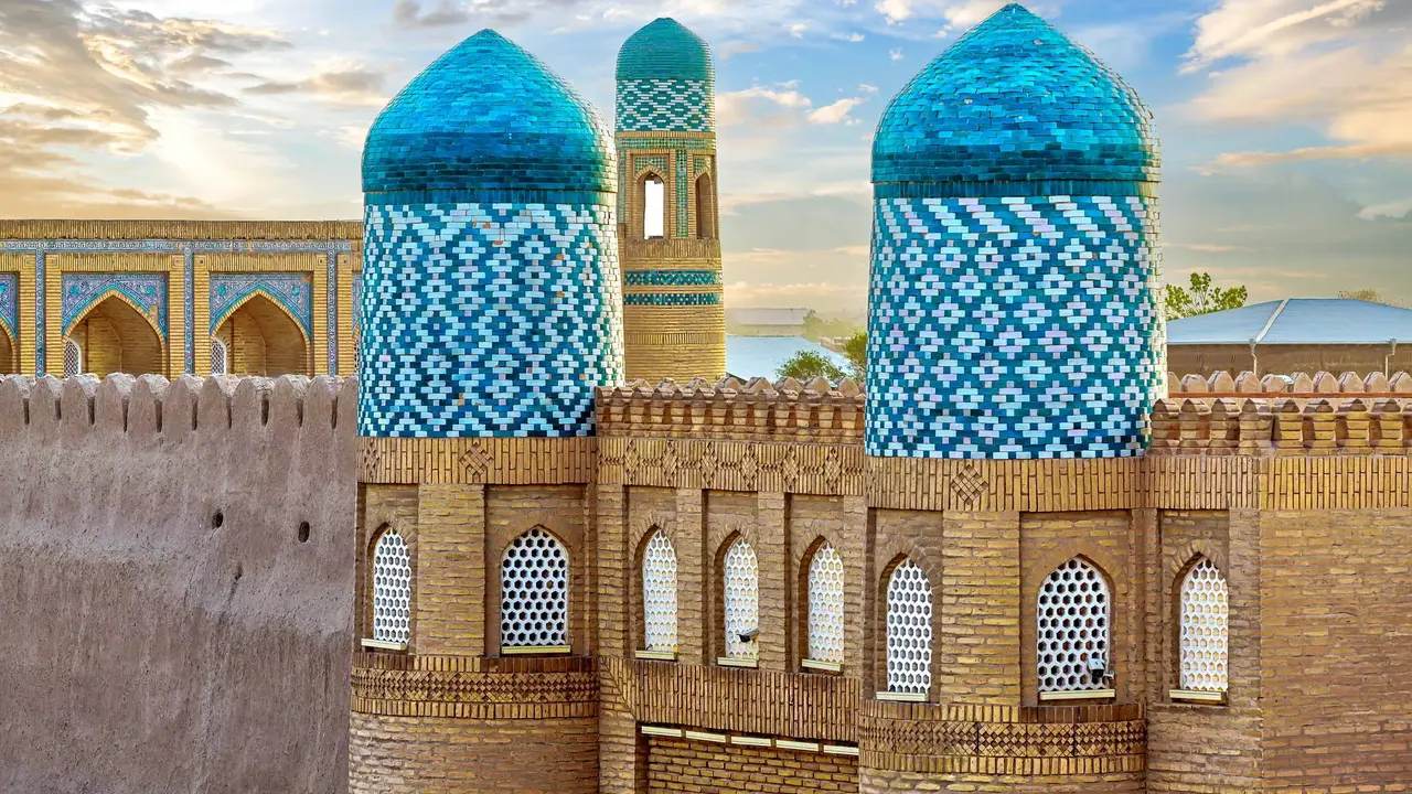 Uzbekistan i Kirgistan 2*