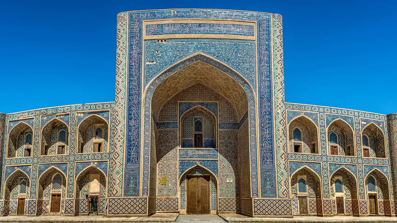Uzbekistan i Kirgistan 2*