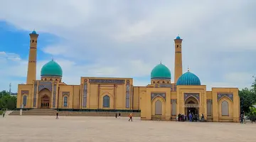 Uzbekistan - wrota Azji