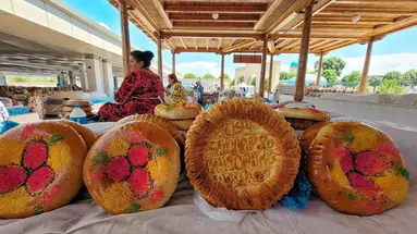 Uzbekistan - wrota Azji