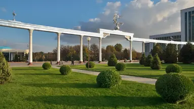 Uzbekistan - Zobaczyć Samarkandę