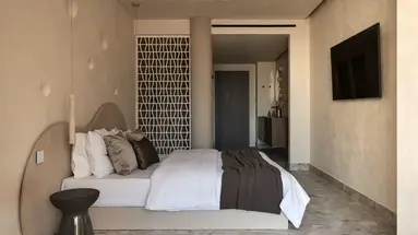 Uzenie All Suites Boutique Hotel