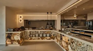Uzenie All Suites Boutique Hotel