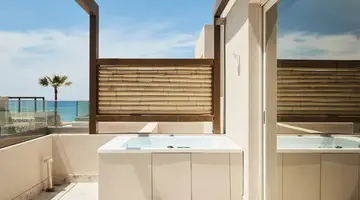 Uzenie All Suites Boutique Hotel