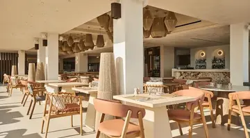 Uzenie All Suites Boutique Hotel