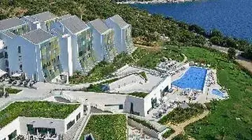 Valamar Lacroma Hotel 4*