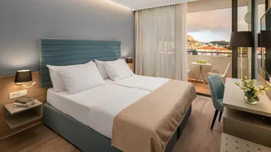 VALAMAR METEOR HOTEL