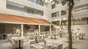 Valamar Tirena Hotel