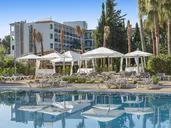 Valentin Grand Park Suite Hotel