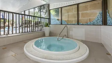 Valentin Grand Park Suite Hotel