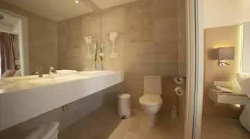 Valentin Grand Park Suite Hotel