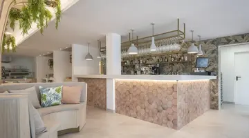 Valentin Grand Park Suite Hotel