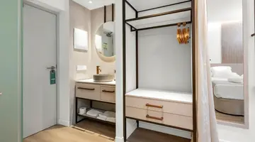 Valentin Grand Park Suite Hotel