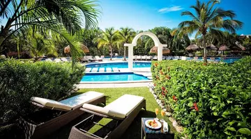 Valentin Imperial Riviera Maya