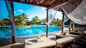 Valentin Imperial Riviera Maya