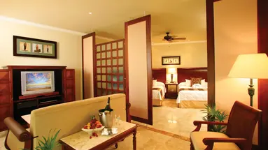 Valentin Imperial Riviera Maya