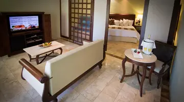 Valentin Imperial Riviera Maya
