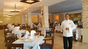 Valentin Imperial Riviera Maya
