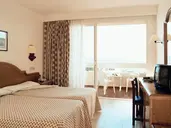 Valentin Reina Paguera Hotel