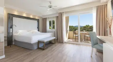 Valentin Somni Hotel & Suites