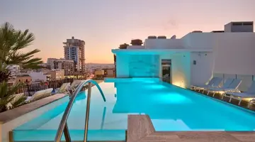 Valentina Hotel
