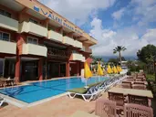Valeri Beach Hotel (+12 Adult)