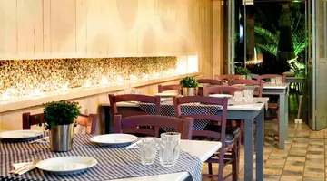 Valis Resort