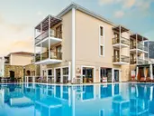 Valis Resort