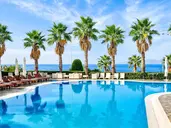 Valis Resort