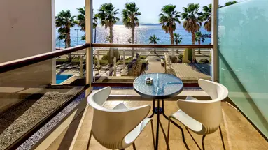 Valis Resort