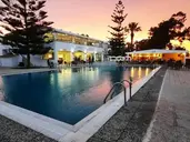 Vallian Village Hotel