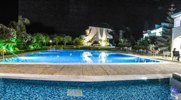 Vallian Village Hotel