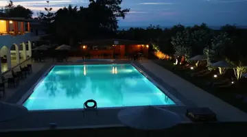 Vallian Village Hotel