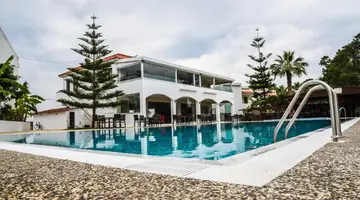 Vallian Village Hotel
