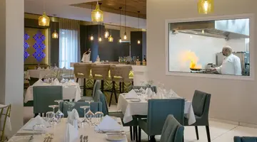 Vangelis Hotel & Suites