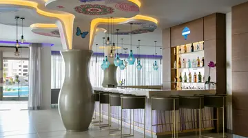 Vangelis Hotel & Suites