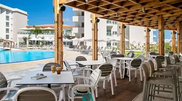 Vangelis Hotel & Suites