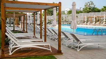 Vangelis Hotel & Suites