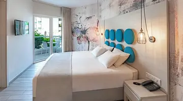 Vangelis Hotel & Suites