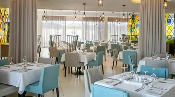 Vangelis Hotel & Suites