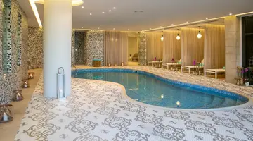 Vangelis Hotel & Suites
