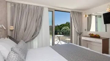 Vantaris Beach Luxury Resort