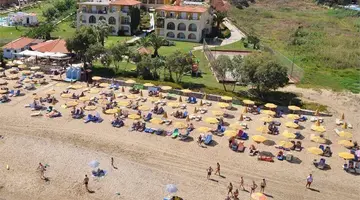 Vantaris Beach