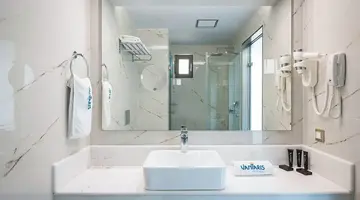 VANTARIS BLUE - ADULTS ONLY