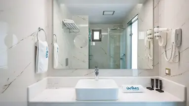 VANTARIS BLUE - ADULTS ONLY