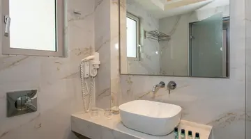 Vantaris Luxury Beach Resort