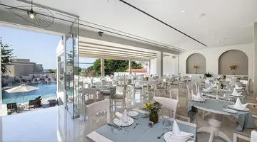 Vantaris Luxury Beach Resort