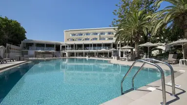 Vantaris Luxury Beach Resort