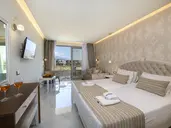 VANTARIS LUXURY BEACH RESORT