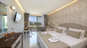 VANTARIS LUXURY BEACH RESORT